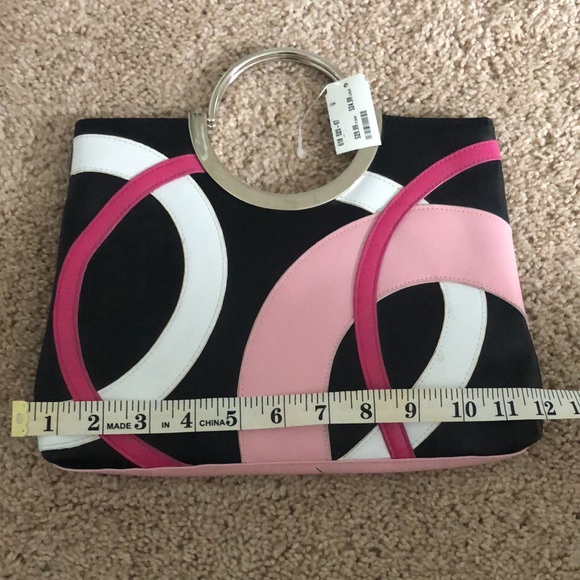 DONATE SOON!! - Picture 4 of 9